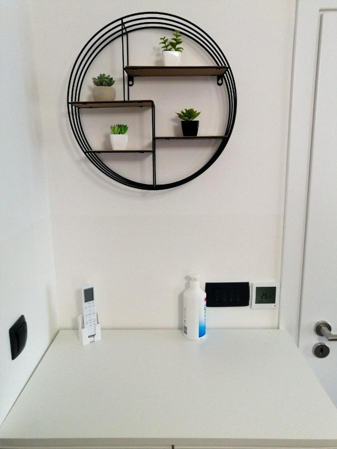 Evita Studio Apartment Karlovac Eksteriør bilde